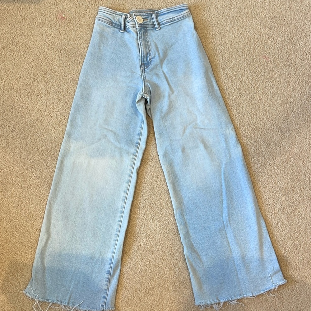 Wide Leg Jeans:)
